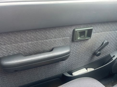 Used 1996 Toyota Tacoma 2WD Regular Cab image 11