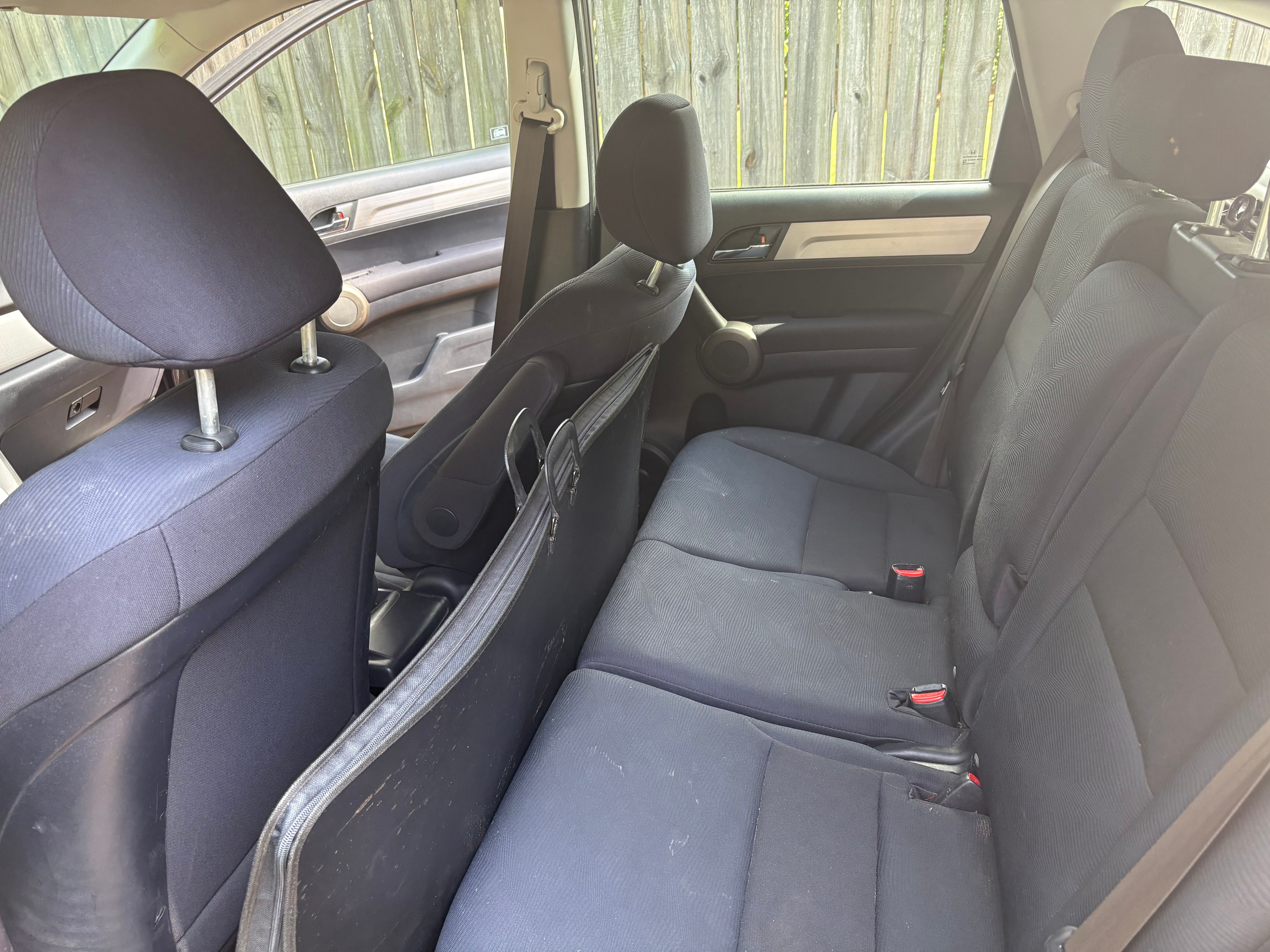 Used 2011 Honda CR-V LX image 6