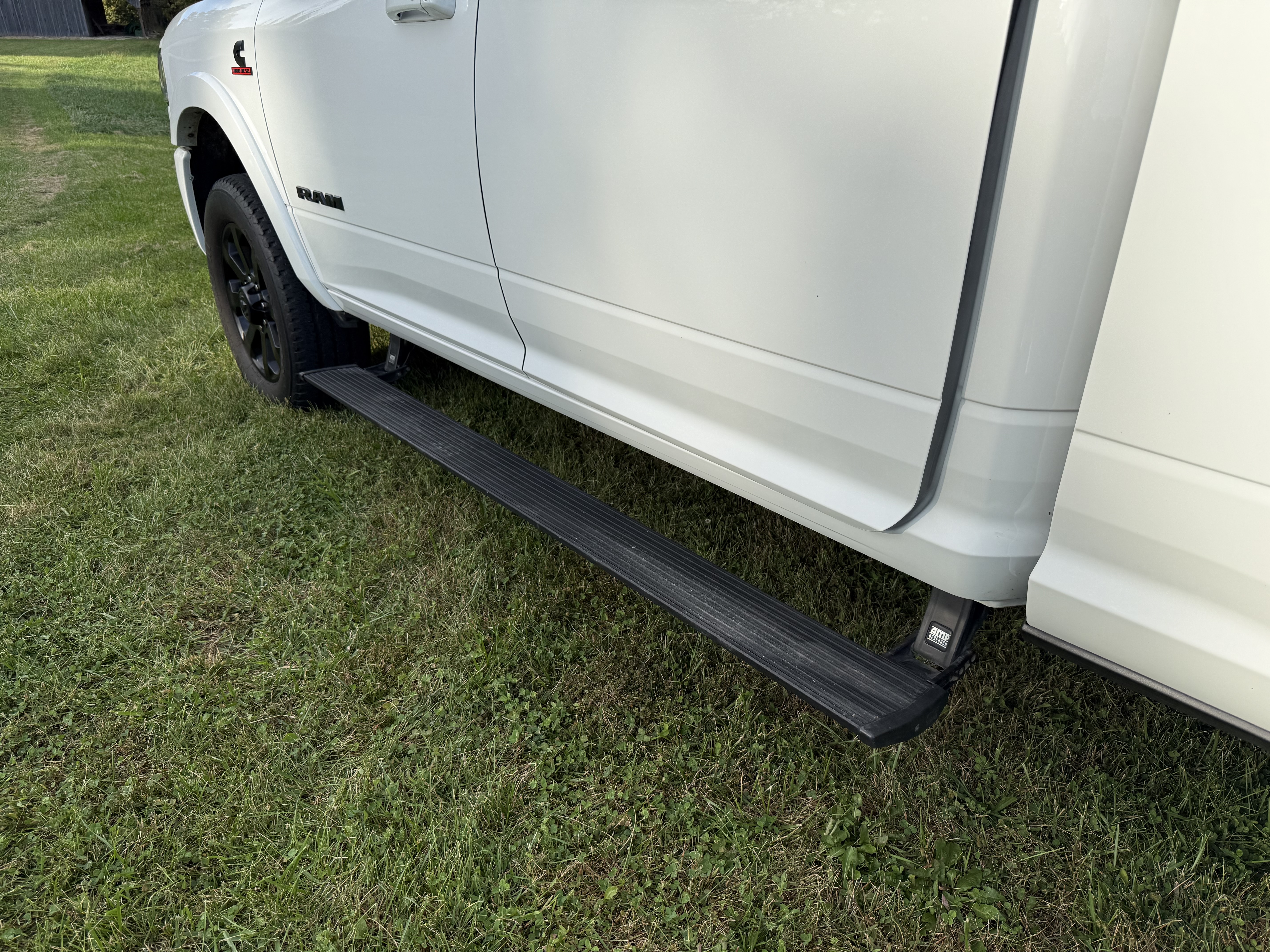 Used 2019 RAM 2500 Laramie w/ Night Edition AWD/4WD image 29