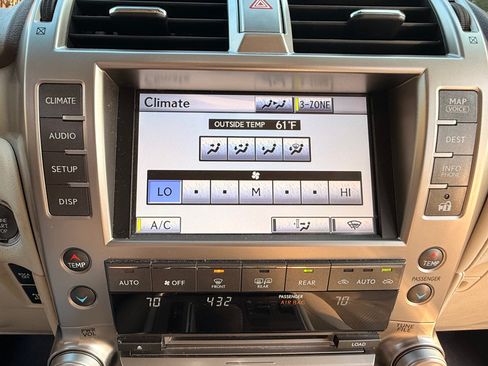 Used 2013 Lexus GX 460 460 Sport Utility 4D image 14