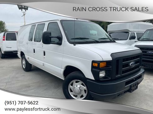 Used 2010 Ford E-250 and Econoline 250 image 1