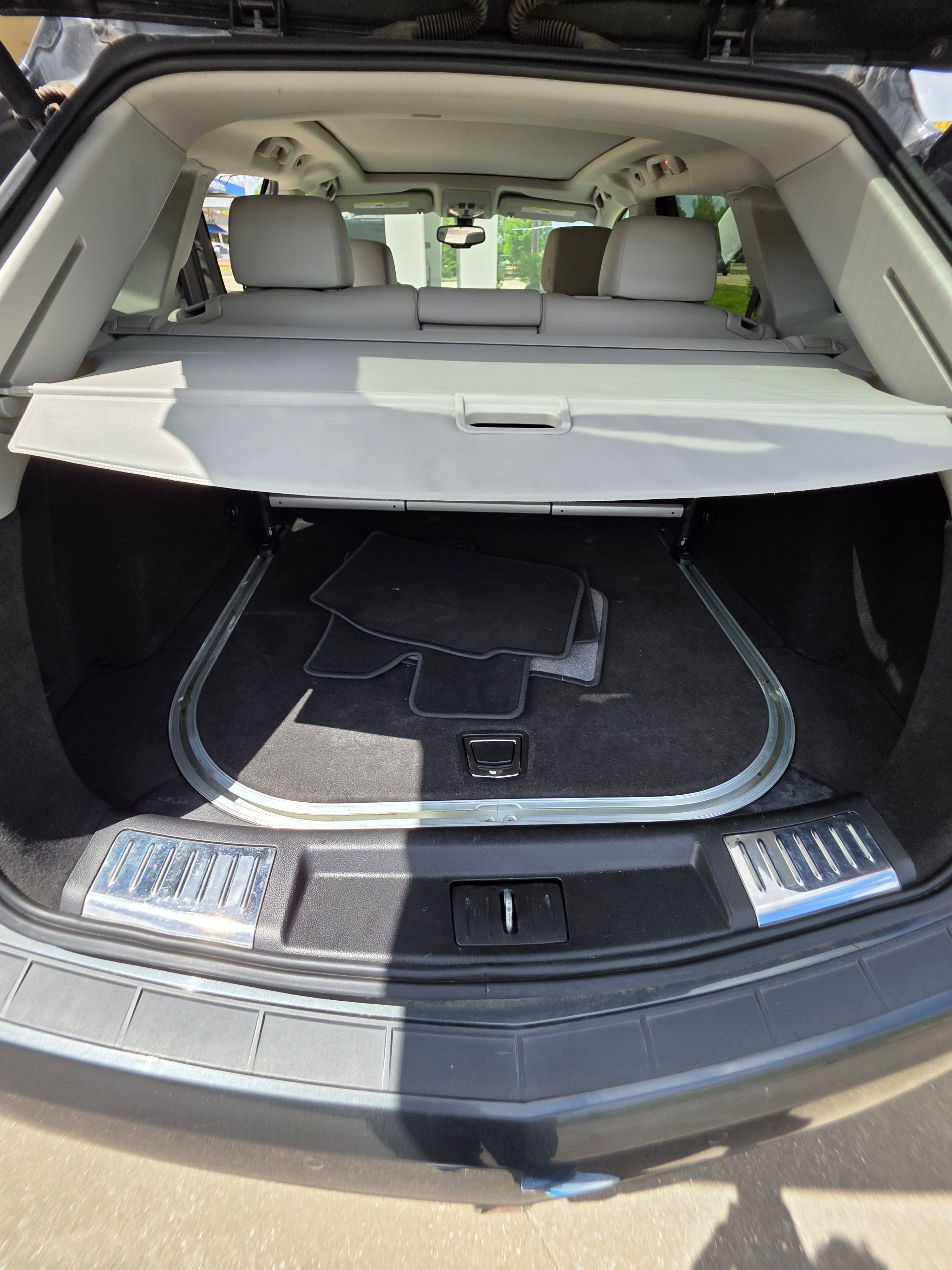Used 2016 Cadillac SRX Luxury AWD/4WD image 14