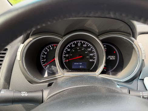 Used 2011 Nissan Murano SV AWD/4WD image 6