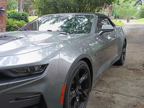 Used 2020 Chevrolet Camaro SS image 12