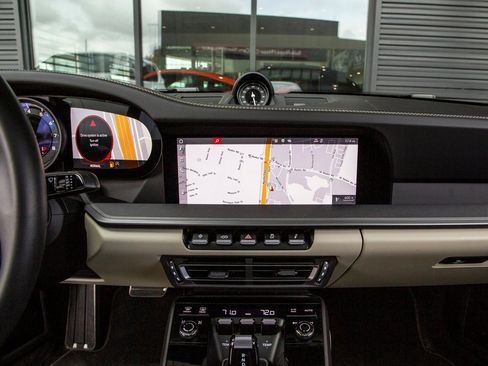 Used 2020 Porsche 911 Carrera S image 16