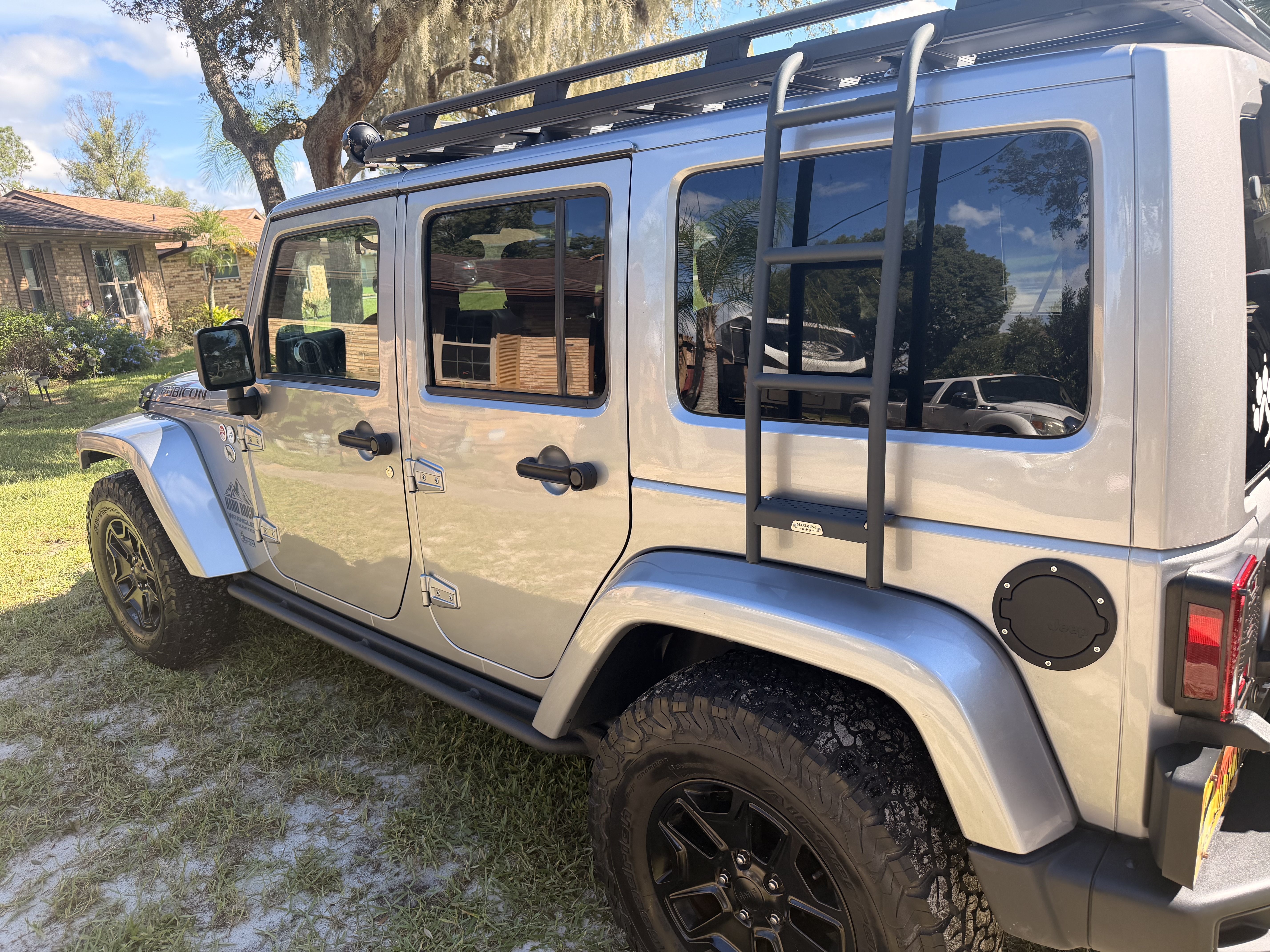 Used 2016 Jeep Wrangler Unlimited Rubicon AWD/4WD image 8