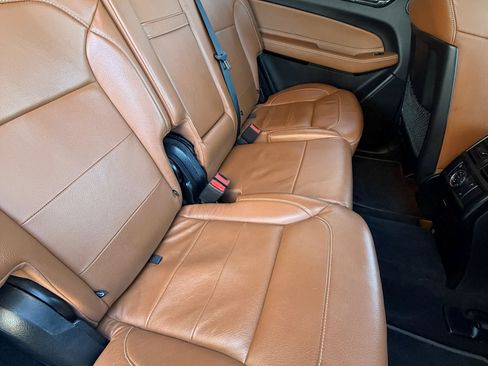 Used 2019 Mercedes-Benz GLS 450 4MATIC image 8