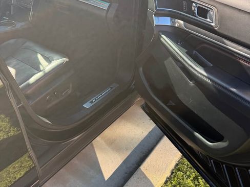 Used 2016 Ford Explorer Sport w/ Equipment Group 401A image 10