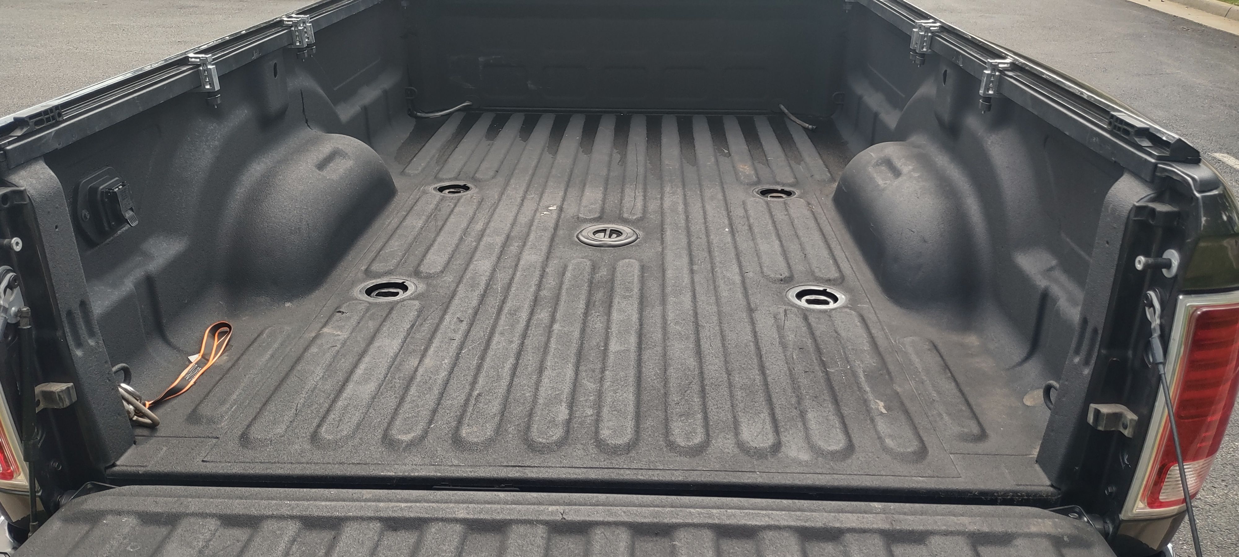 Used 2017 RAM 3500 Laramie AWD/4WD image 8
