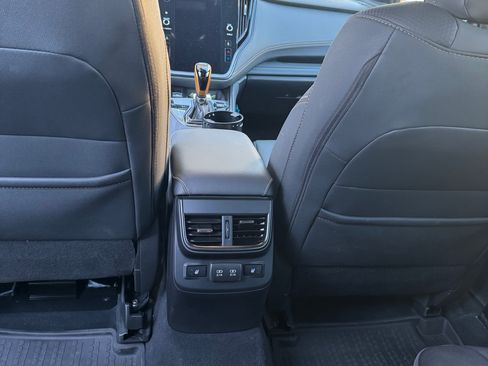 Used 2022 Subaru Outback Wilderness w/ Wilderness Package image 12