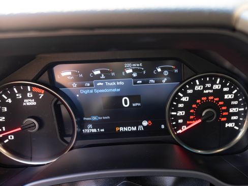 Used 2018 Ford F150 Raptor w/ Equipment Group 802A Luxury image 16