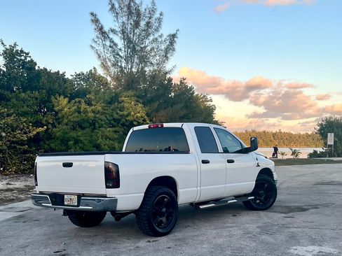Used 2003 Dodge Ram 2500 Truck SLT image 10