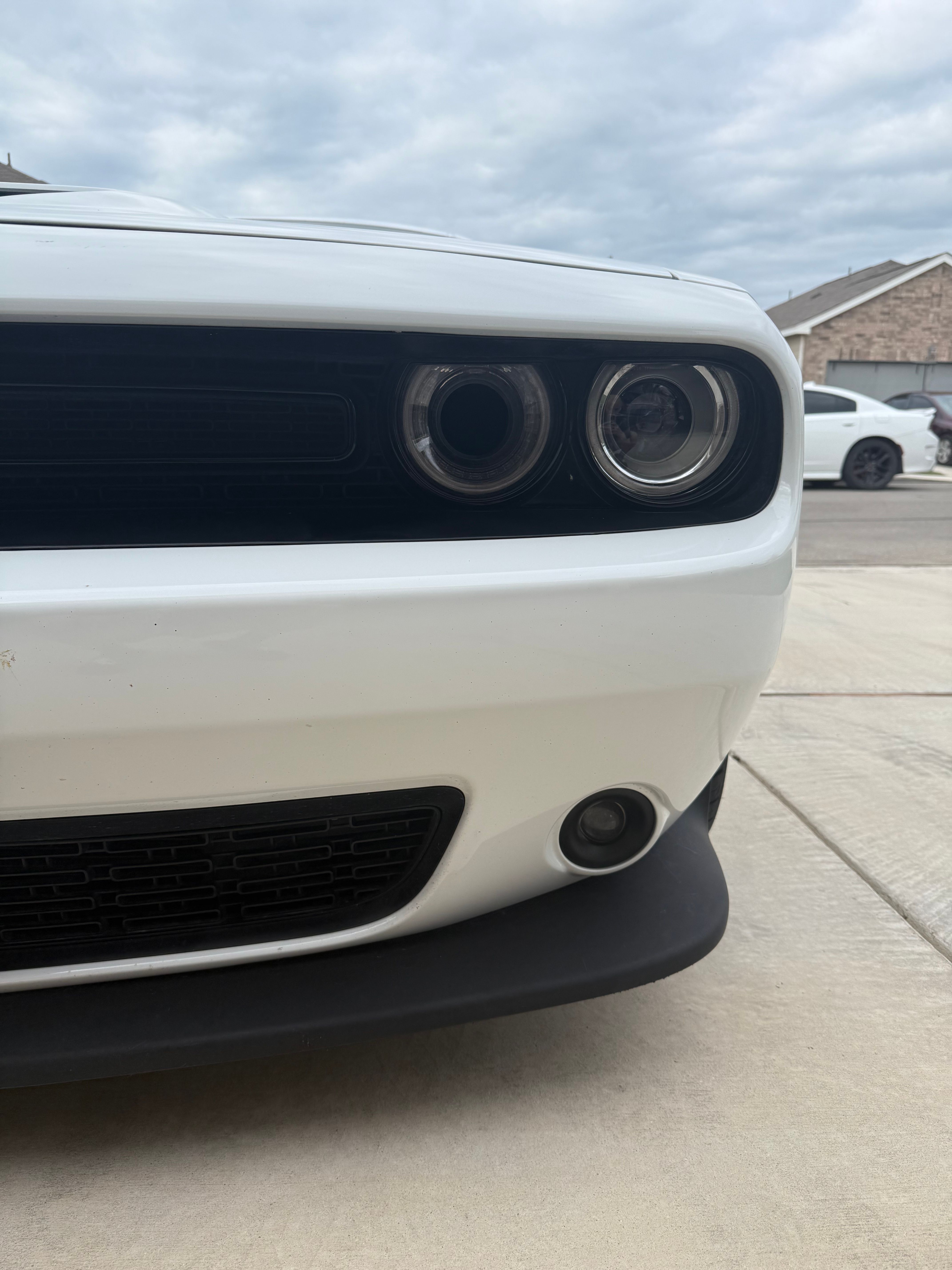 Used 2015 Dodge Challenger SRT w/ Technology Group RWD image 29