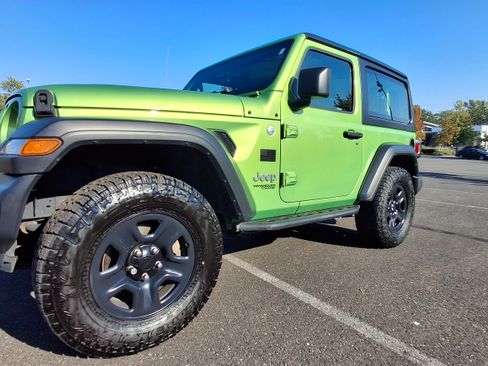 Used 2018 Jeep Wrangler Sport image 1