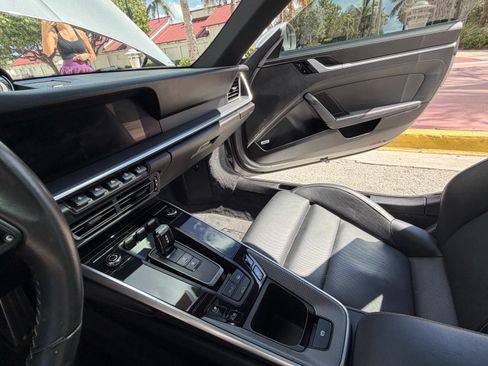 Used 2020 Porsche 911 Carrera S image 15