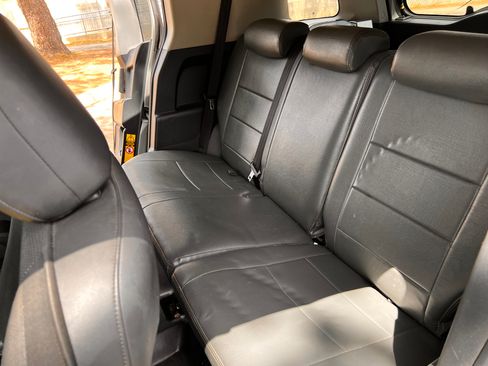 Used 2010 Toyota FJ Cruiser 4WD image 9