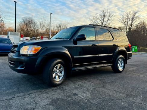 Used 2007 Toyota Sequoia SR5 image 5