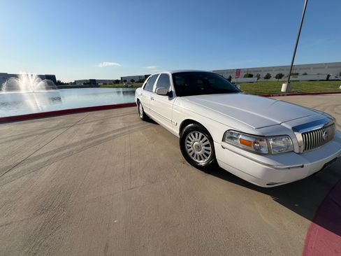 Used 2008 Mercury Grand Marquis LS image 10