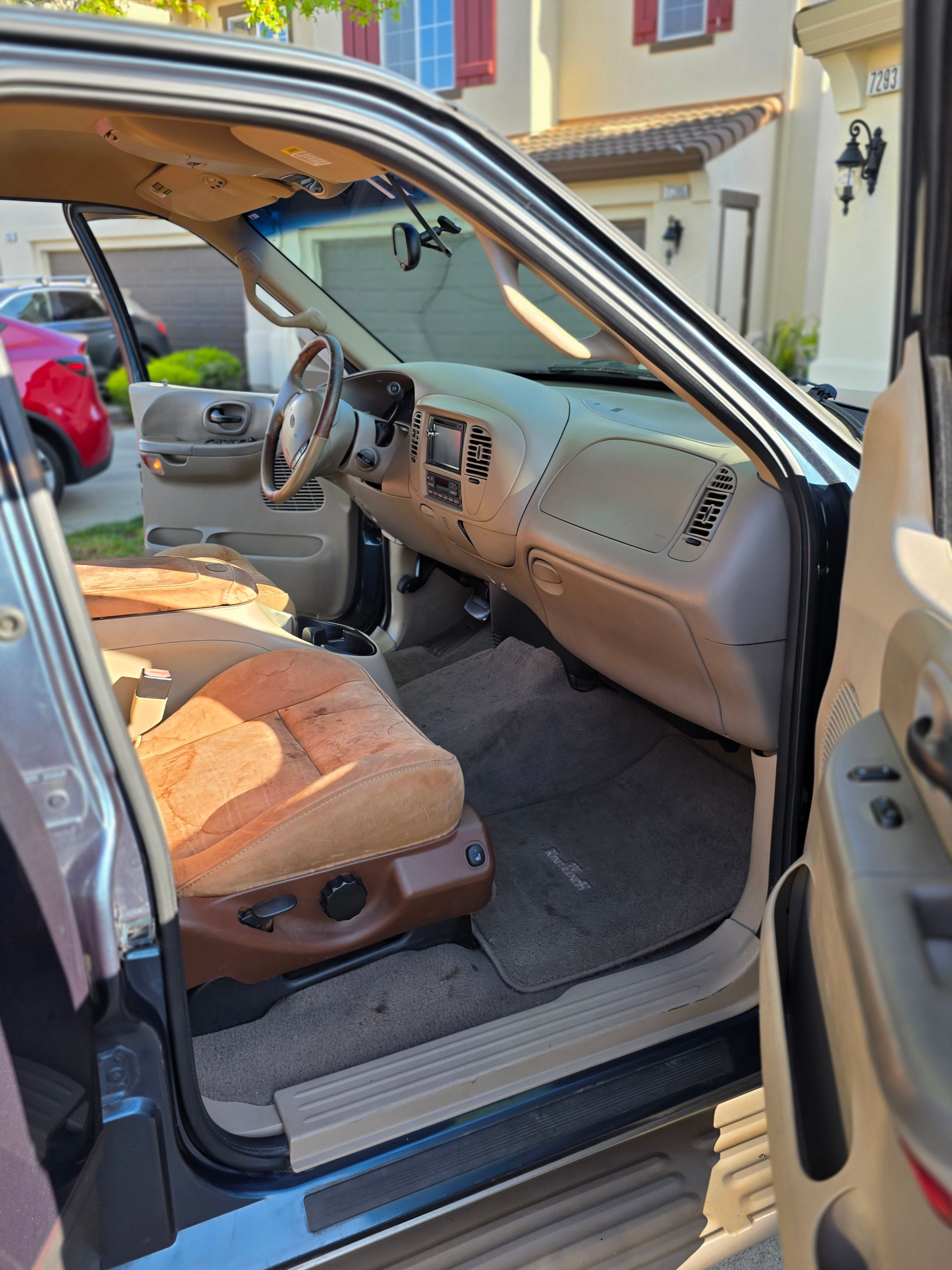 Used 2002 Ford F150 King Ranch RWD image 18
