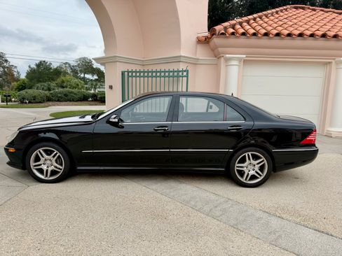 Used 2006 Mercedes-Benz S 500 S 500 Sedan 4D image 4