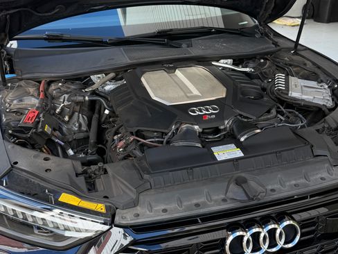 Used 2021 Audi RS 7 Prestige image 18