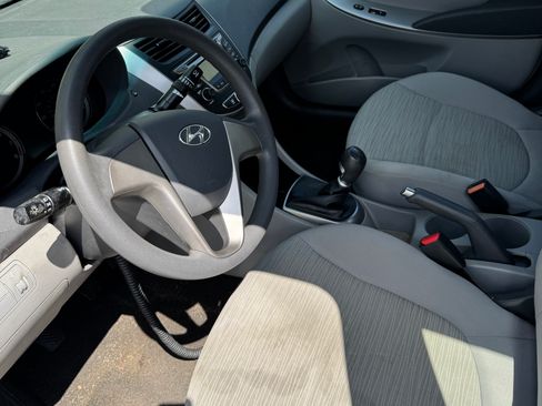 Used 2017 Hyundai Accent SE FWD image 10
