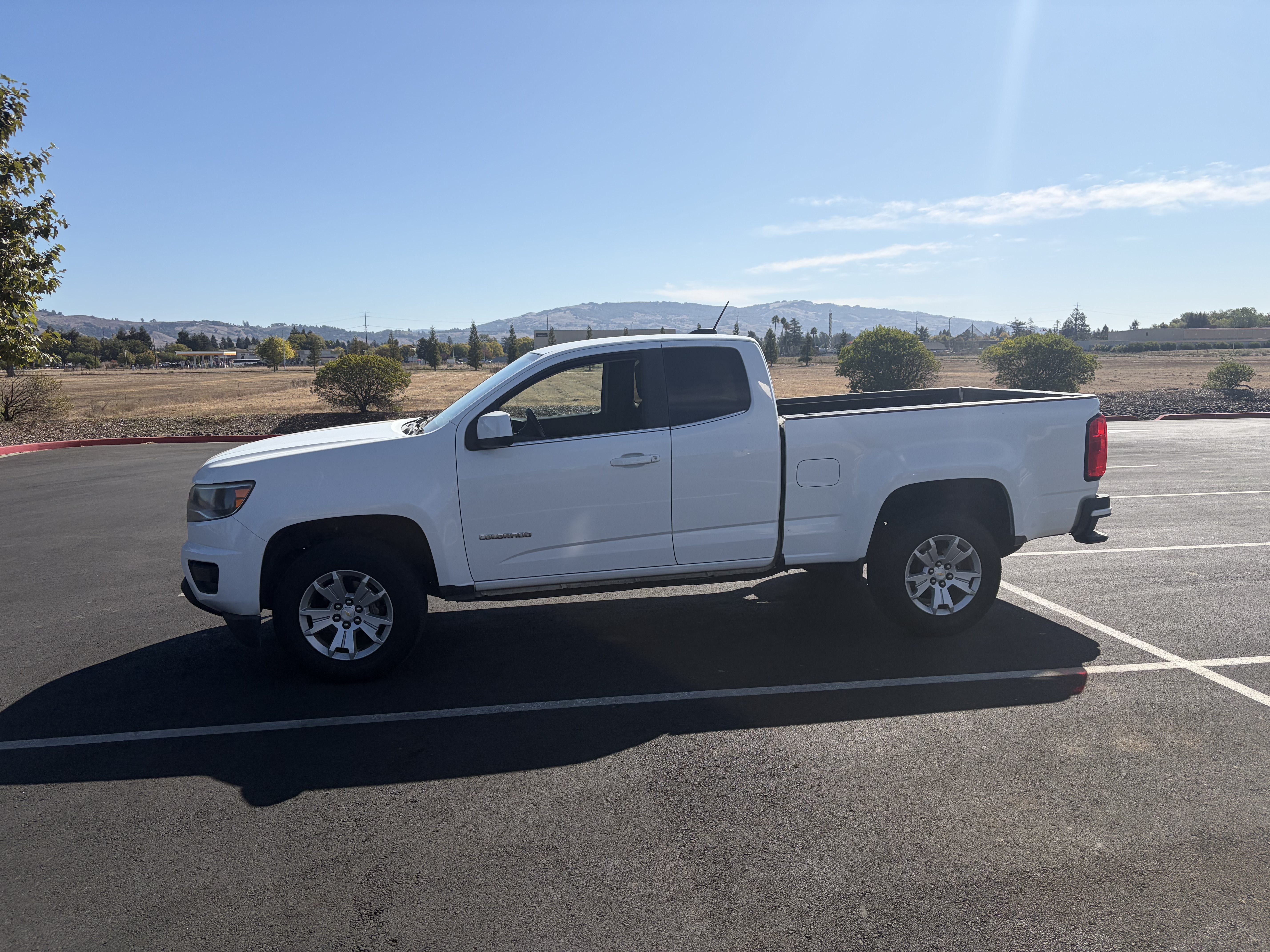 Used 2016 Chevrolet Colorado LT RWD image 4