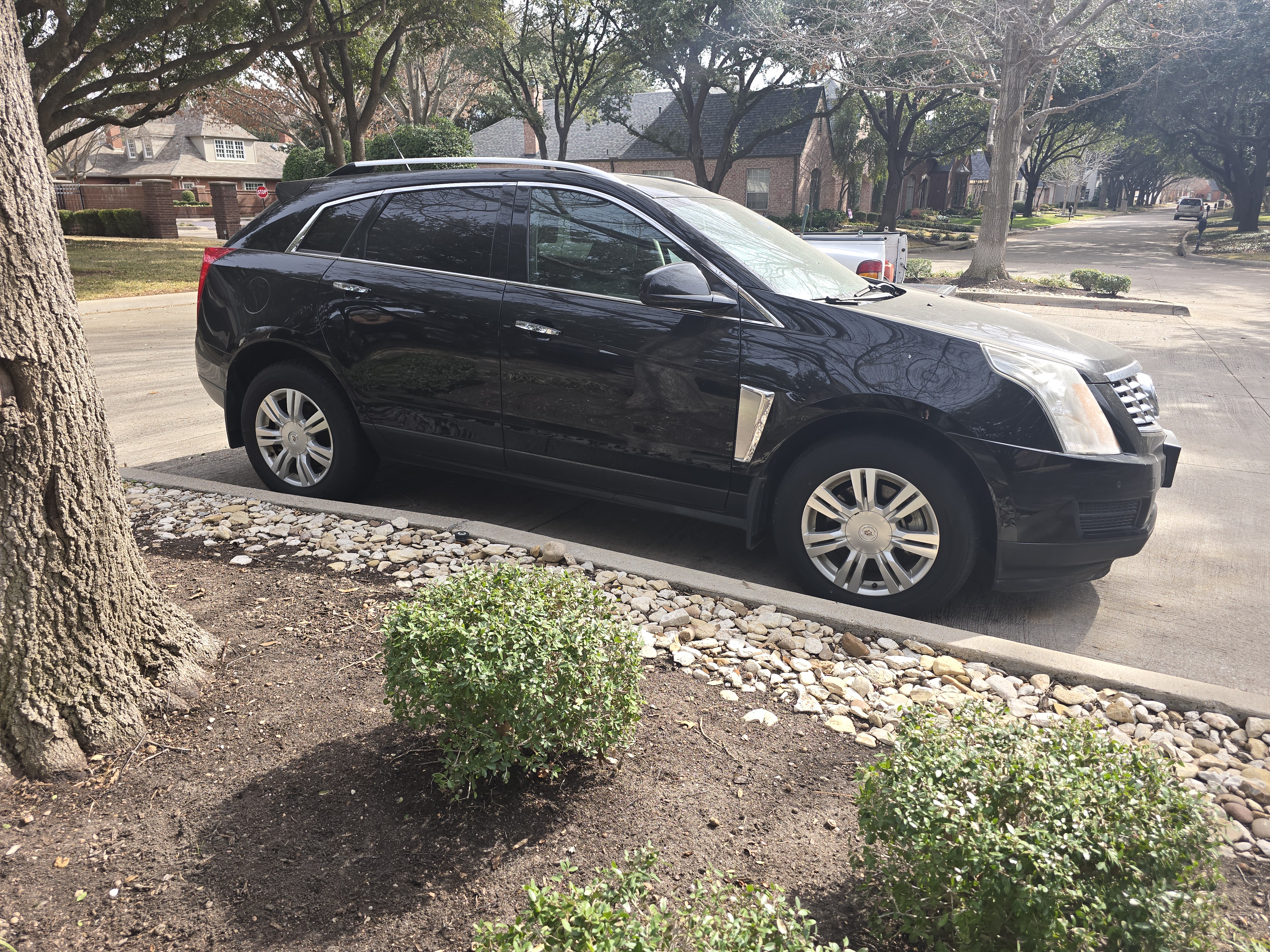 Used 2014 Cadillac SRX Luxury w/ LPO, Protection Package FWD image 16