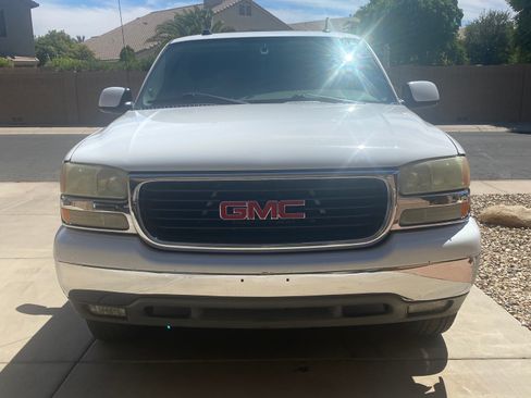 Used 2004 GMC Yukon XL SLT w/ Preferred Equipment Group RWD image 5