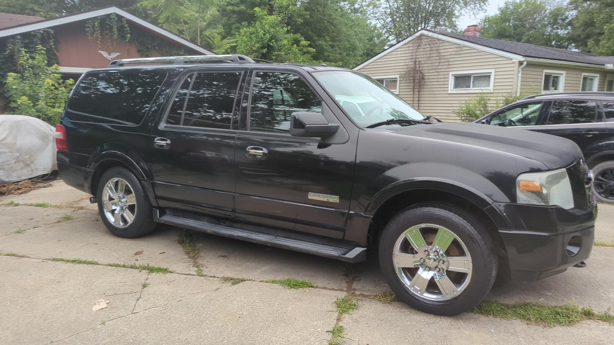 Used 2008 Ford Expedition EL Limited AWD/4WD image 1