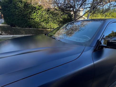 Used 2023 BMW i4 eDrive40 w/ M Sport Package image 9