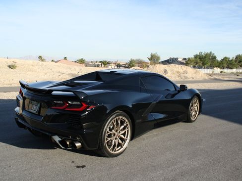 Used 2024 Chevrolet Corvette Stingray Premium Conv w/ Z51 Performance Package image 13