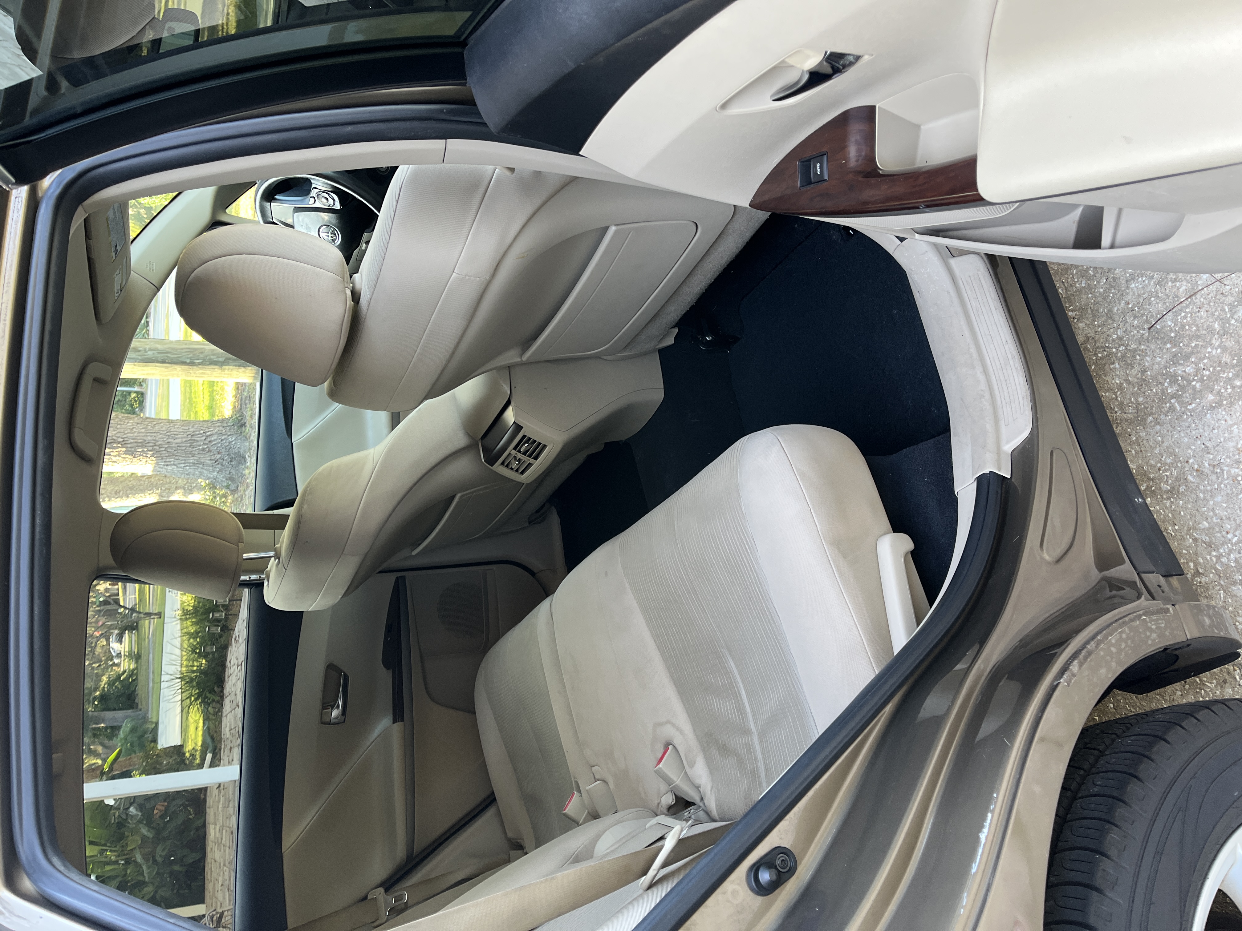 Used 2013 Toyota Venza LE w/ LE Convenience Pkg FWD image 13