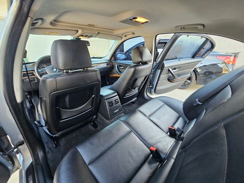 Used 2006 BMW 325i Sedan image 8