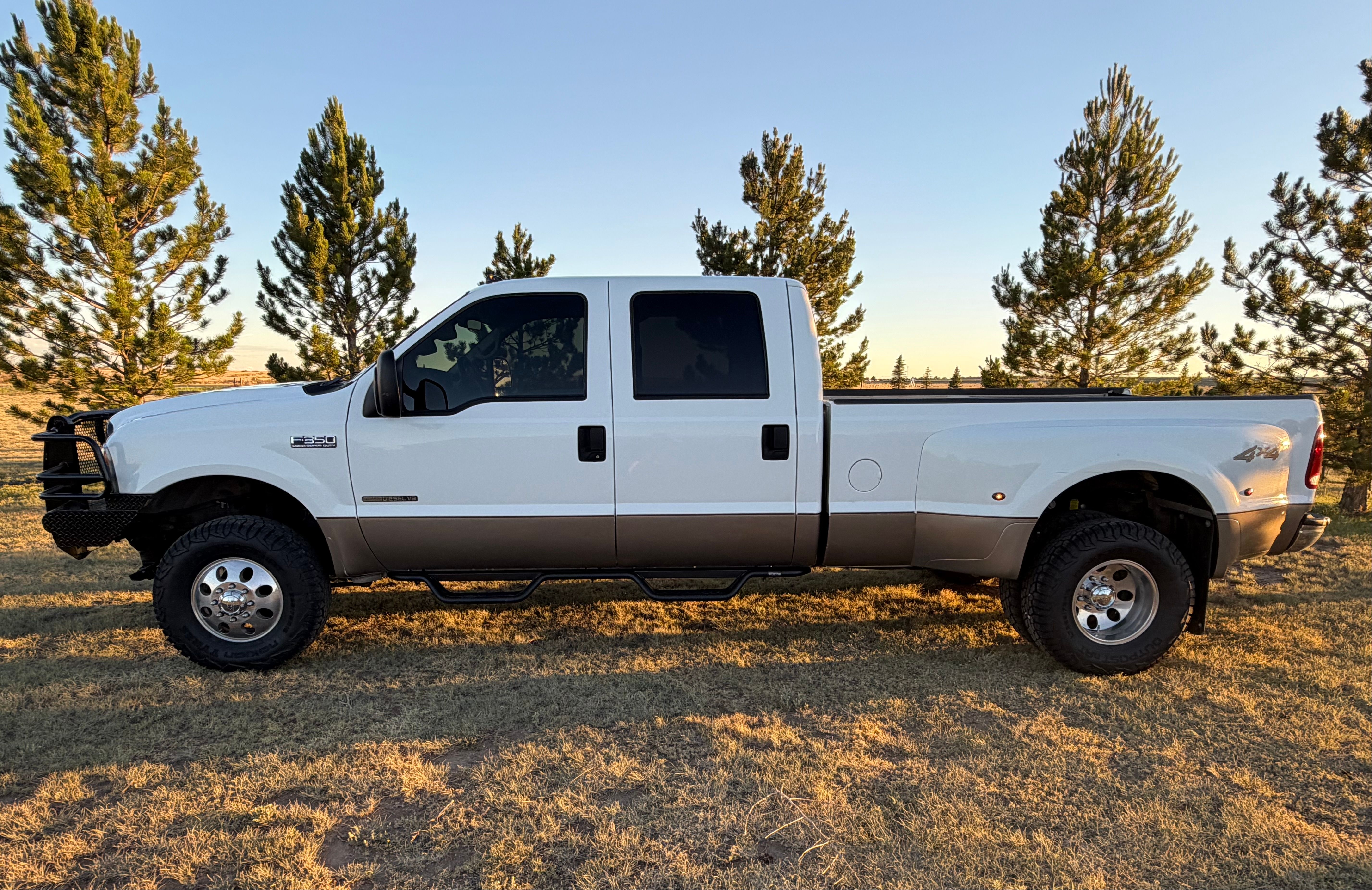 Used 2002 Ford F350 4x4 Crew Cab DRW Super Duty image 2