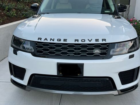 Used 2019 Land Rover Range Rover Sport HSE image 1