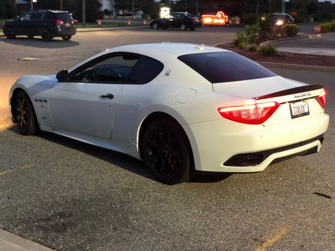Used 2012 Maserati GranTurismo S RWD image 16