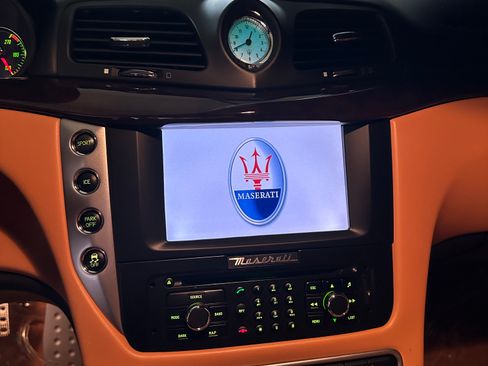 Used 2016 Maserati GranTurismo Sport image 21