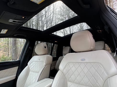 Used 2016 Mercedes-Benz GL 450 4MATIC image 22