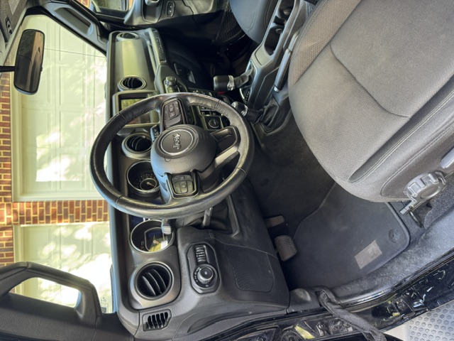 Used 2019 Jeep Wrangler Unlimited Sport S AWD/4WD image 6