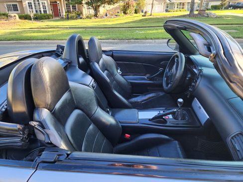 Used 2004 Honda S2000 Convertible 2D image 16