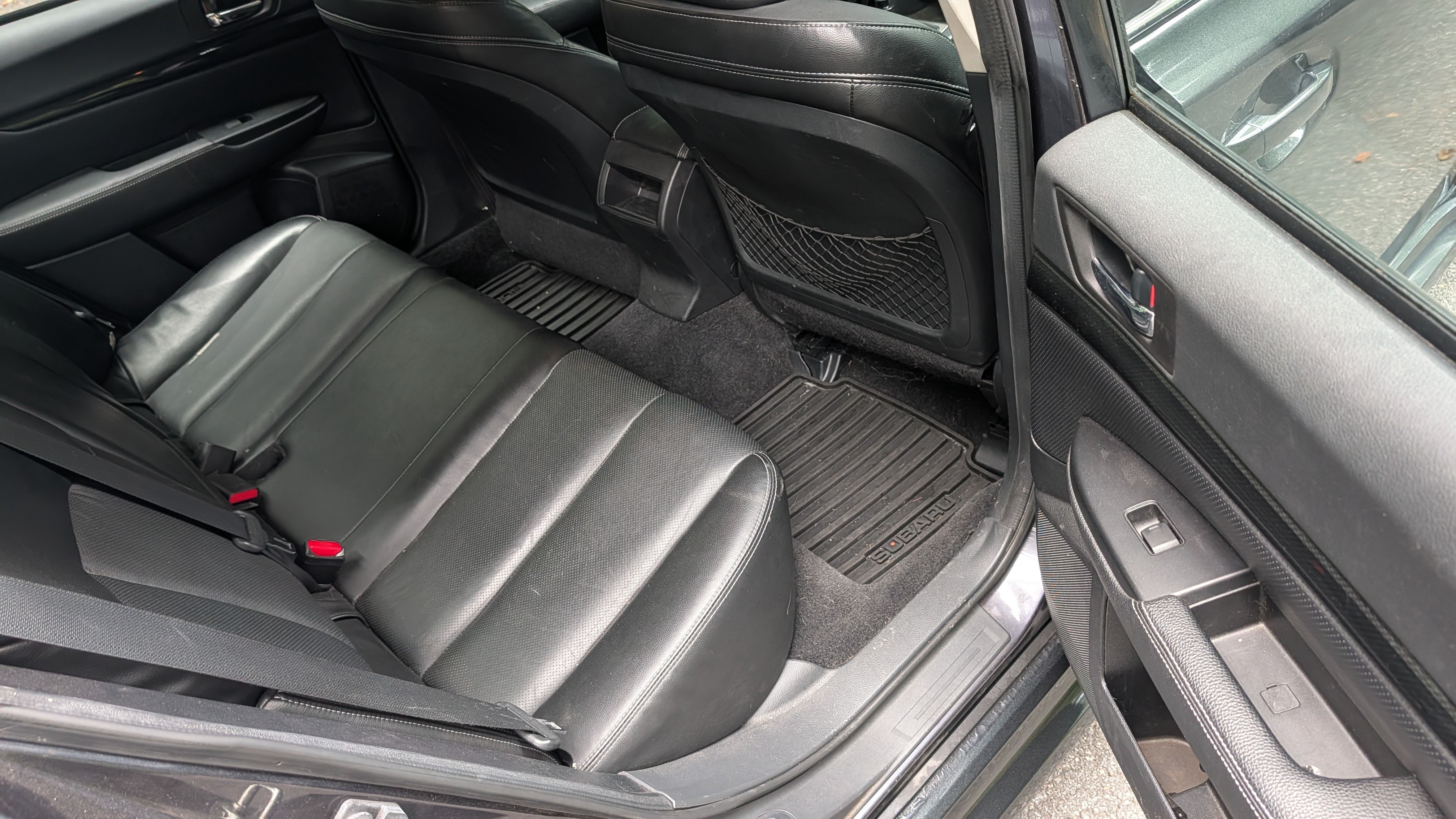 Used 2011 Subaru Legacy 2.5GT Limited AWD/4WD image 17