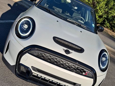 Used 2023 MINI Cooper S image 1