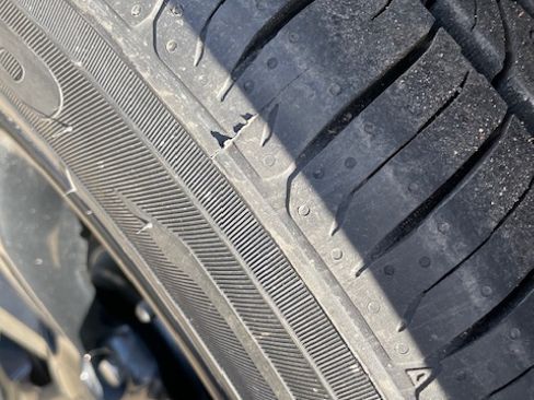 Used 2020 Jeep Cherokee Latitude Plus image 10