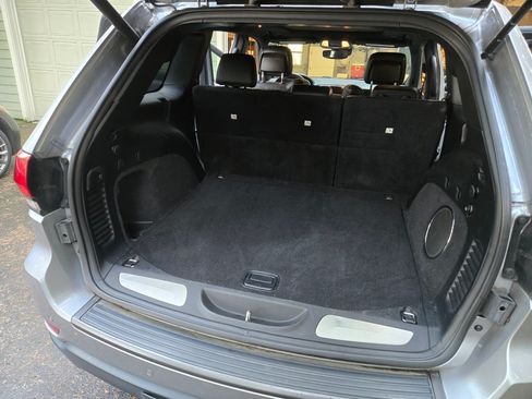 Used 2019 Jeep Grand Cherokee Trailhawk w/ Trailhawk Luxury Group image 14