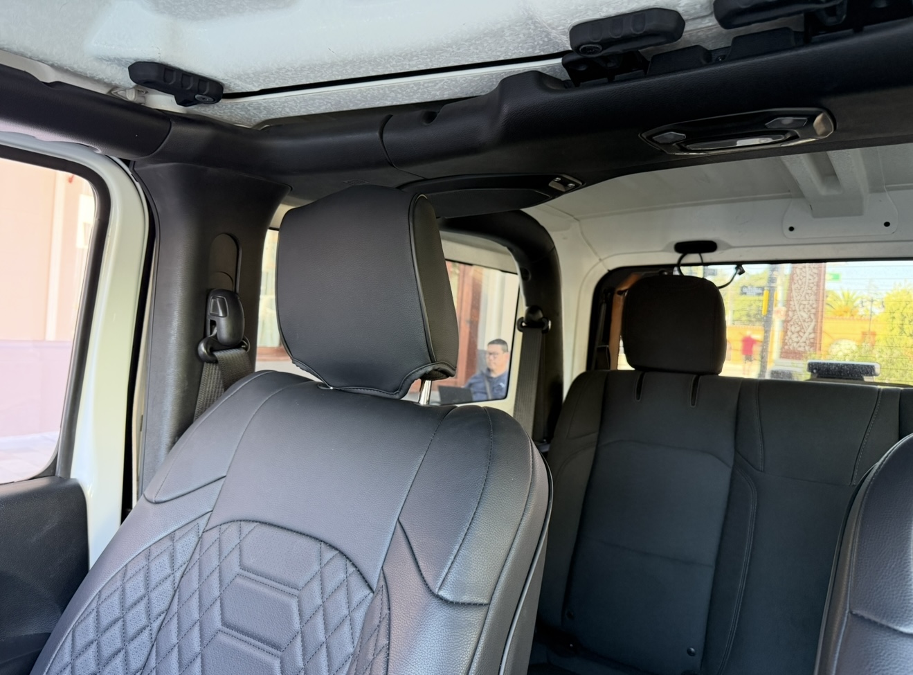 Used 2018 Jeep Wrangler Sport AWD/4WD image 6