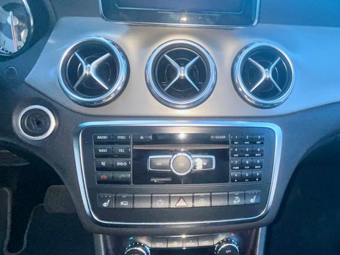 Used 2015 Mercedes-Benz GLA 250 4MATIC image 14