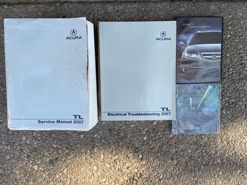 Used 2007 Acura TL Type-S image 17