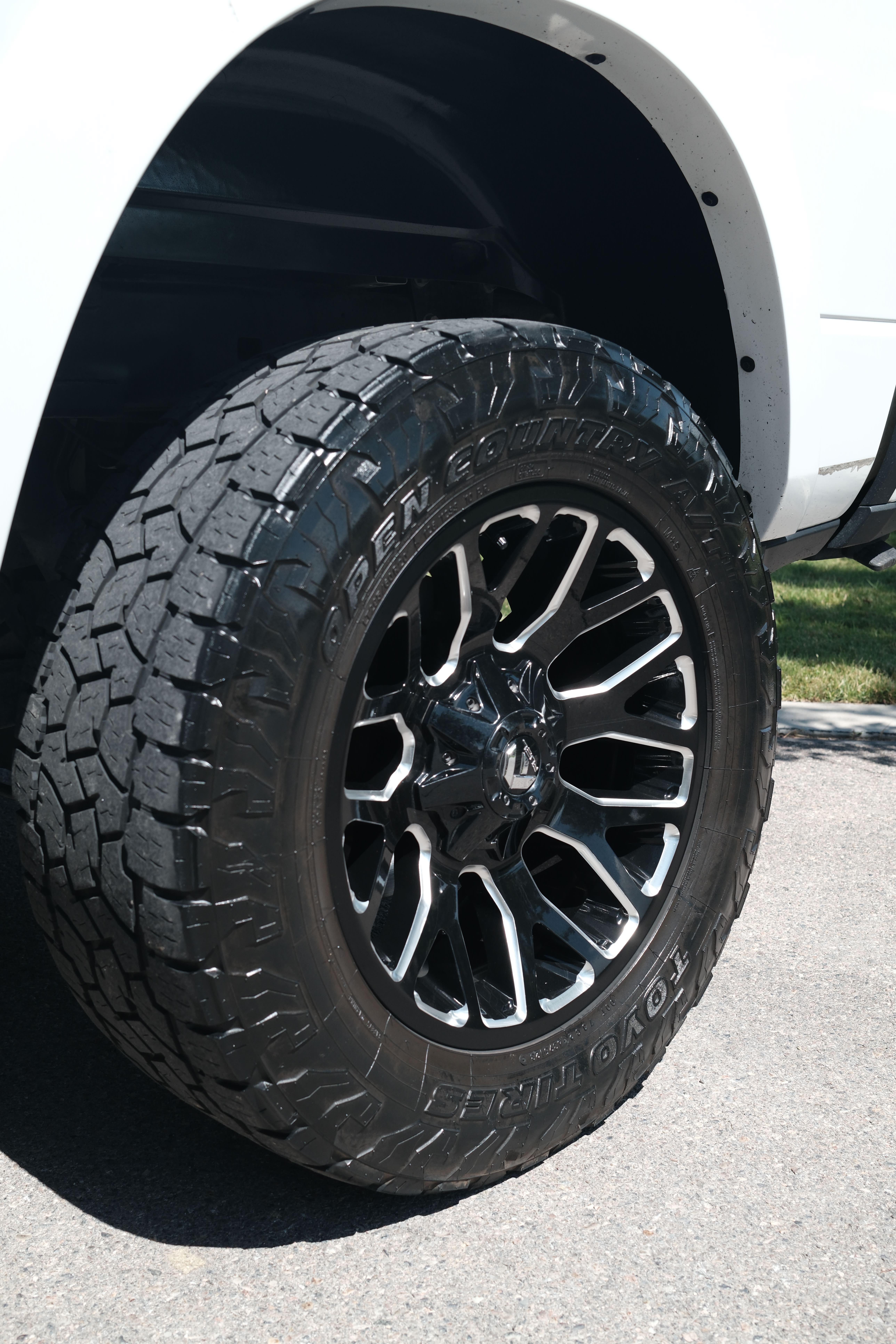 Used 2020 RAM 2500 Limited AWD/4WD image 10