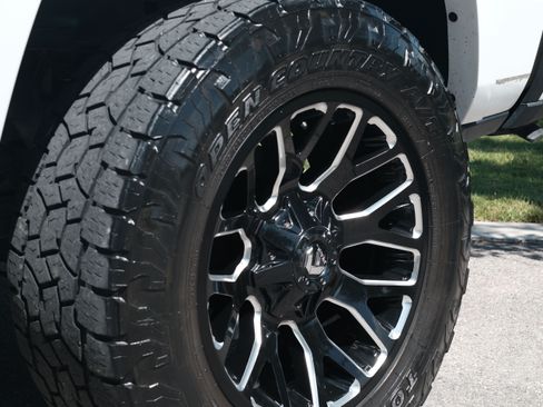 Used 2020 RAM 2500 Limited AWD/4WD image 10